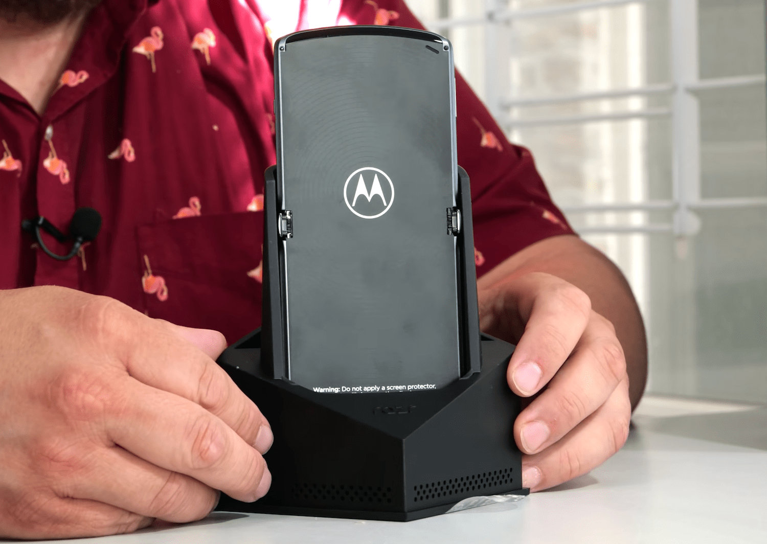 Motorola Razr 5G multipurpose box also phone holder stand